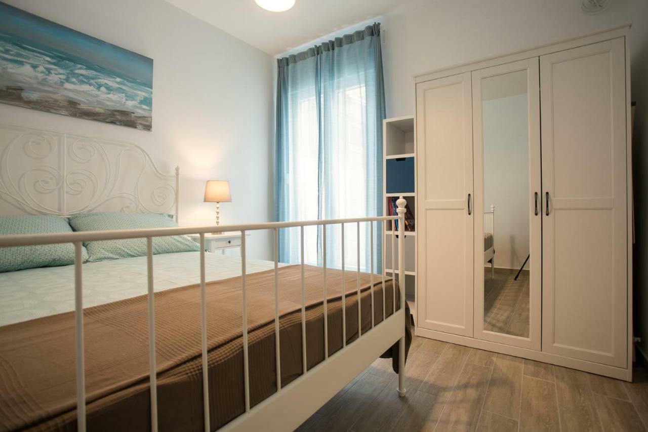 Cozy Coastal Gama Apartament